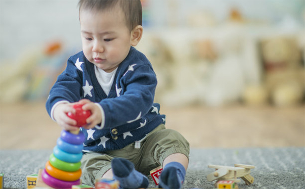 新生儿受惊的情况，老师教你如何医治