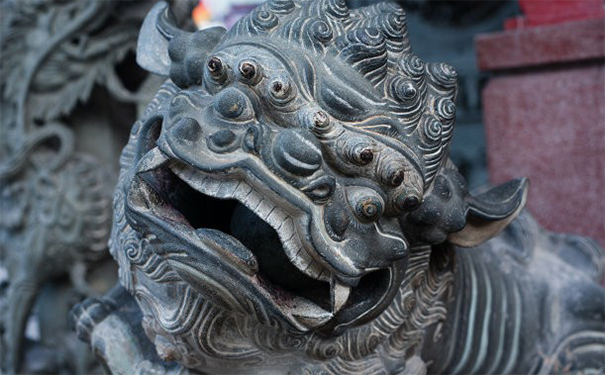 镇宅辟邪用貔貅是不是比较合适？听三峰道长分析